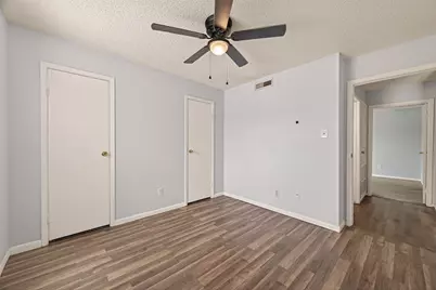 1900 Bay Area Boulevard #136, Houston, TX 77058 - Photo 22