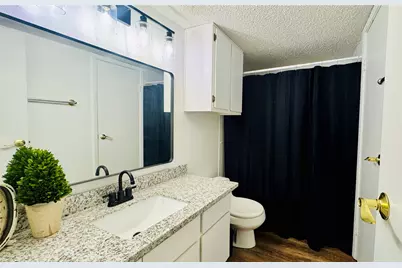 1900 Bay Area Boulevard #136, Houston, TX 77058 - Photo 14