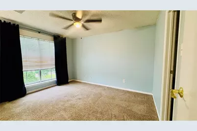 1900 Bay Area Boulevard #136, Houston, TX 77058 - Photo 10