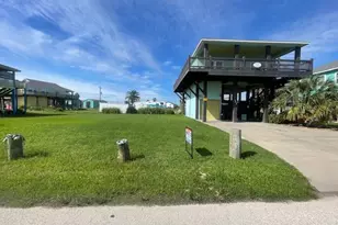 967 Meynig Dr, Crystal Beach, TX 77650 - Photo 46