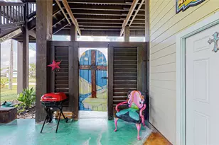 967 Meynig Dr, Crystal Beach, TX 77650 - Photo 34