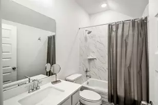 208 Twinflower Trl Ct, Conroe, TX 77318 - Photo 36