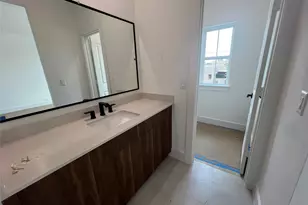 5339 Larkin St, Houston, TX 77007 - Photo 12