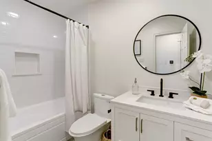 4135 Breakwood Dr, Houston, TX 77025 - Photo 18