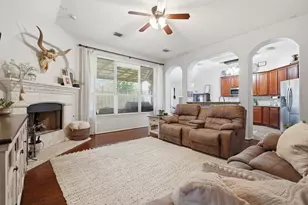2121 Sugar Hill Dr, Deer Park, TX 77536 - Photo 6