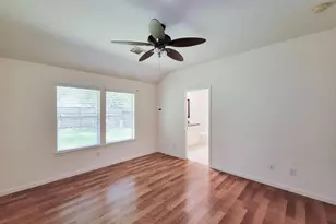 3010 Stonecross Ln, Dickinson, TX 77539 - Photo 32