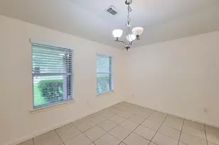 3010 Stonecross Ln, Dickinson, TX 77539 - Photo 8