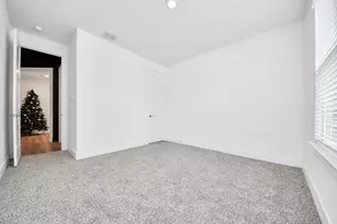 303 Springfield Terrace Dr, Conroe, TX 77304 - Photo 12