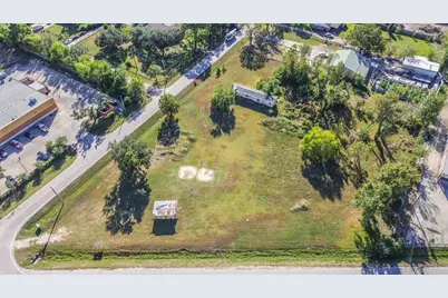 11711 Veterans Memorial Drive, Houston, TX 77066 - Photo 16