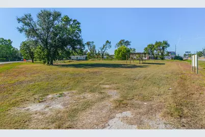 11711 Veterans Memorial Drive, Houston, TX 77066 - Photo 6