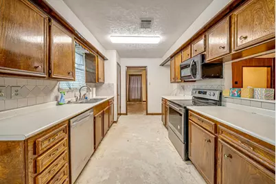 19904 Mercedell Drive, Porter, TX 77365 - Photo 8