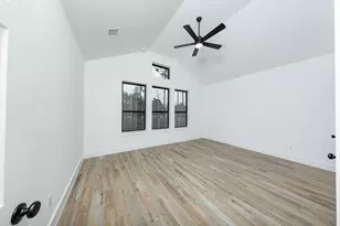 41406 Threadgill Wy, Montgomery, TX 77316 - Photo 16