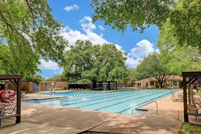 10102 Candlewood Drive, Houston, TX 77042 - Photo 36
