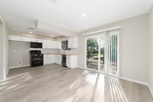 8426 Laurel Trails Dr, Houston, TX 77095 - Photo 16