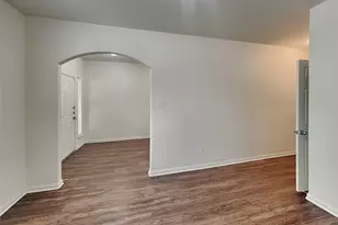 10237 Tate Ct, Conroe, TX 77385 - Photo 6