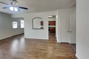 10237 Tate Ct, Conroe, TX 77385 - Photo 8