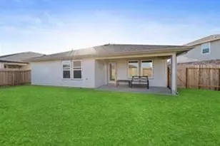 8027 Milam Ln, Rosharon, TX 77583 - Photo 18