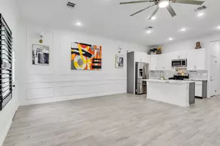 7923 Bonaire St, Houston, TX 77028 - Photo 12