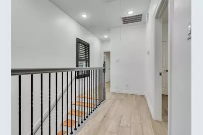 7923 Bonaire Street, Houston, TX 77028 - Photo 20