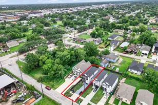 7923 Bonaire St, Houston, TX 77028 - Photo 34