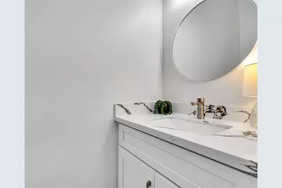 7923 Bonaire Street, Houston, TX 77028 - Photo 6