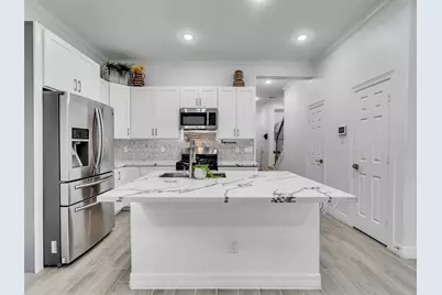 7923 Bonaire Street, Houston, TX 77028 - Photo 10