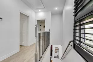 7923 Bonaire St, Houston, TX 77028 - Photo 14