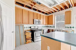 17603 Fairgrove Park Dr, Houston, TX 77095 - Photo 16