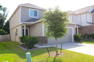 1421 Promise Ct, Bryan, TX 77803 - Photo 2