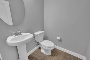 607 Spotted Sunfish Dr, Willis, TX 77318 - Photo 6