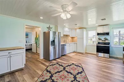 315 Coral Court, Surfside Beach, TX 77541 - Photo 6