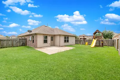 8746 Sunny Gallop Drive, Tomball, TX 77375 - Photo 18
