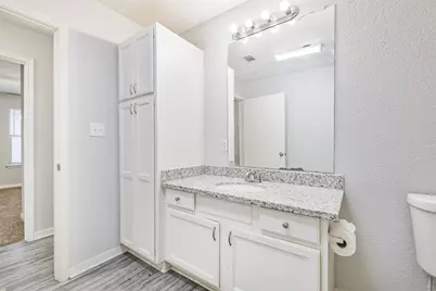 617 Avenue I, Conroe, TX 77301 - Photo 10