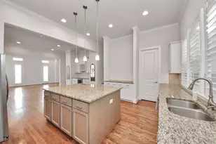 2606 Madeline Grove Dr, Houston, TX 77008 - Photo 16