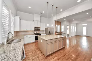2606 Madeline Grove Dr, Houston, TX 77008 - Photo 12