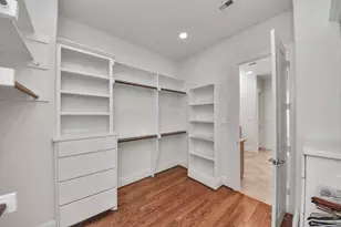 2606 Madeline Grove Dr, Houston, TX 77008 - Photo 32
