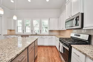 2606 Madeline Grove Dr, Houston, TX 77008 - Photo 18