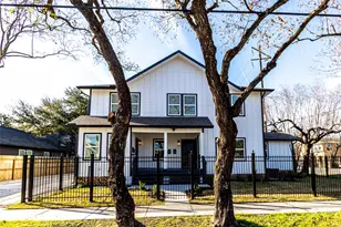102 Marsden St, Houston, TX 77011 - Photo 2