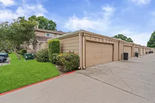 11524 Village Pl Dr, Houston, TX 77077 - Photo 28