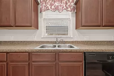10876 S Lake Mist Lane, Willis, TX 77318 - Photo 16