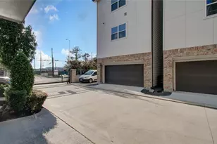 1262 N Post Oak Rd, Houston, TX 77055 - Photo 8