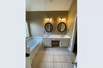 1706 Garden Home Drive, Sugar Land, TX 77479 - Photo 14