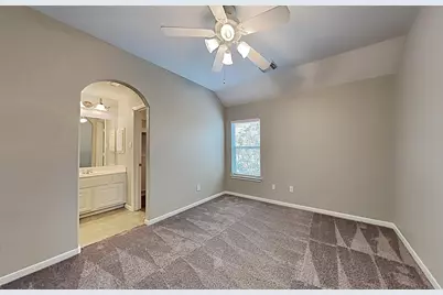 12402 Santiago Cove Lane, Houston, TX 77041 - Photo 16