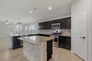23611 Eldarica Pines Ct, The Woodlands, TX 77375 - Photo 4