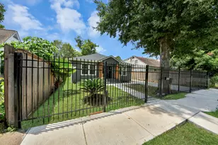 7010 Kernel St, Houston, TX 77087 - Photo 1