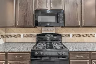 2325 Garden Square Path, Spring, TX 77386 - Photo 24