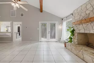 6611 Rippling Hollow Dr, Spring, TX 77379 - Photo 10