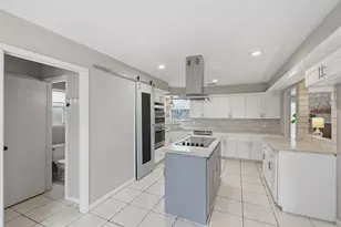 6611 Rippling Hollow Dr, Spring, TX 77379 - Photo 18