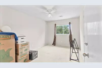 12707 Sandbur Valley Way, Houston, TX 77045 - Photo 20