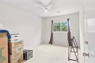 12707 Sandbur Valley Way, Houston, TX 77045 - Photo 20